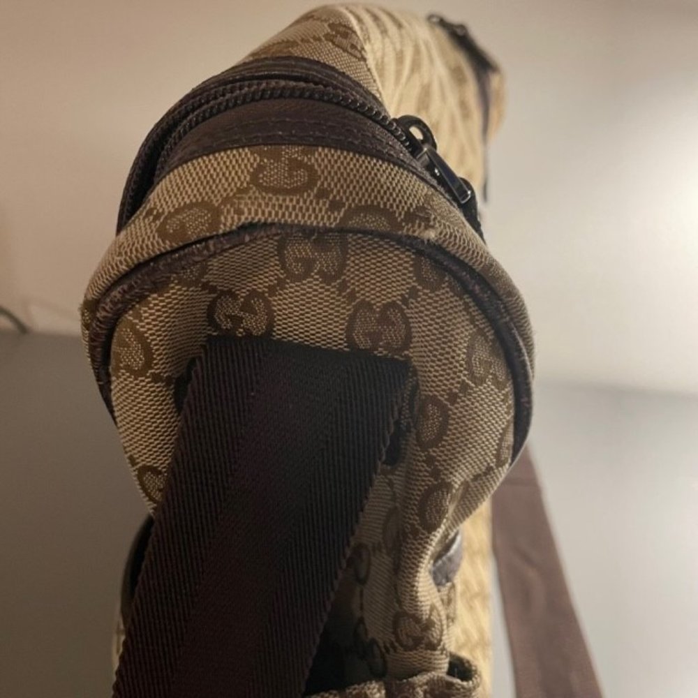 Gucci Supreme Diaper Bag - Picture 16 of 16